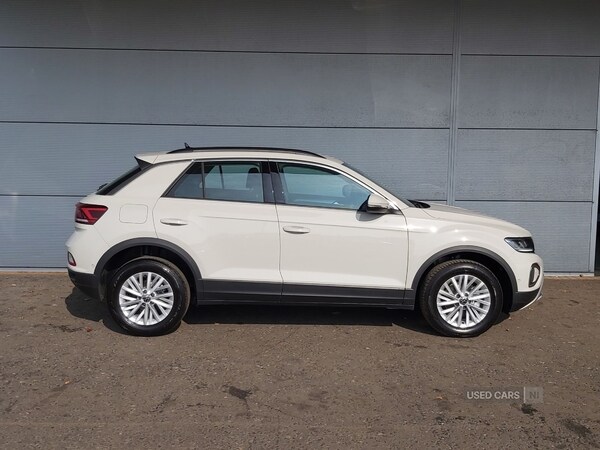 Used Volkswagen T-Roc 2025 for sale - 74350719: Photo 3