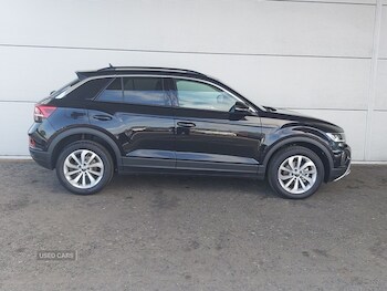 Used Volkswagen T-Roc 2025 for sale - 75402567: Photo