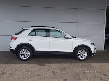 Used Volkswagen T-Roc 2022 for sale - 75564498: Photo