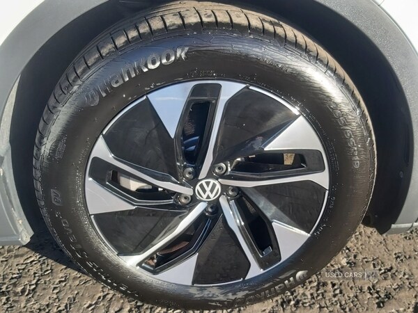Used Volkswagen ID.4 2025 for sale - 77050370: Photo 6