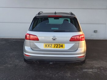 Used Volkswagen Golf SV 2017 for sale - 76887755: Photo