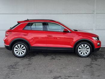 Used Volkswagen T-Roc 2018 for sale - 79465685: Photo