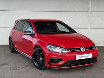 Volkswagen - Golf
