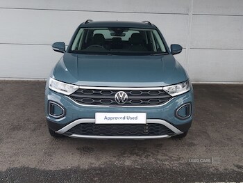 Used Volkswagen T-Roc 2022 for sale - 75732936: Photo