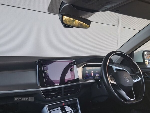 Used Volkswagen T-Roc 2022 for sale - 76887730: Photo 6