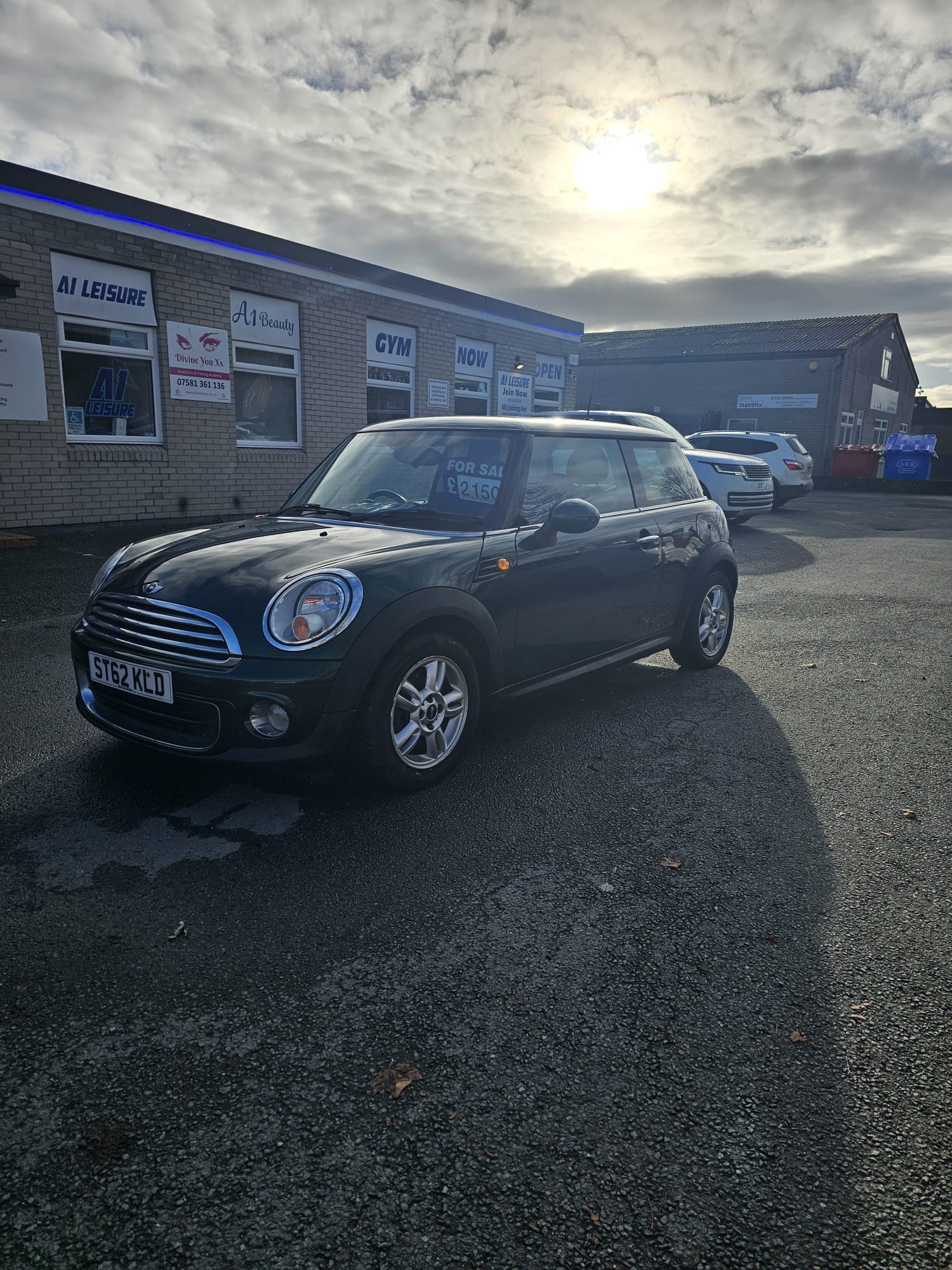 Used MINI Hatch 2012 for sale - 76694388: Photo 1