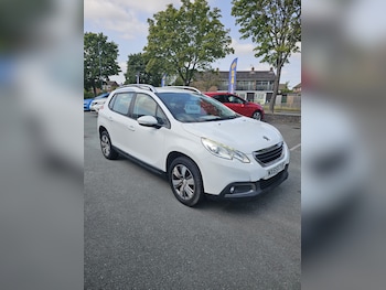 Used Peugeot 2008 2015 for sale - 75501458: Photo