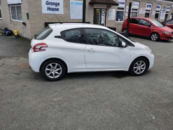 Used Peugeot 208 2015 for sale - 74841833: Photo