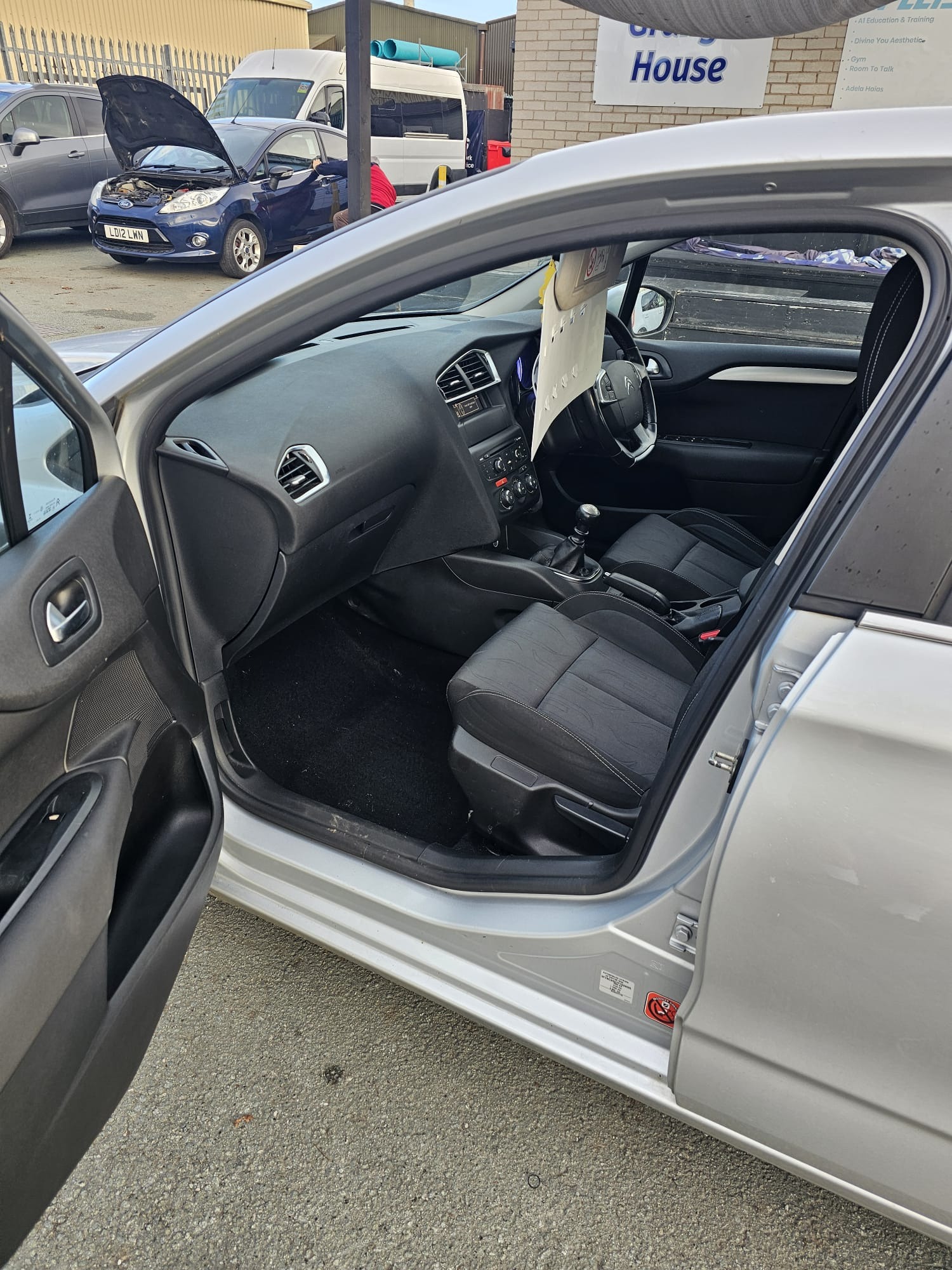 Used Citroen C4 2015 for sale - 76682062: Photo 19