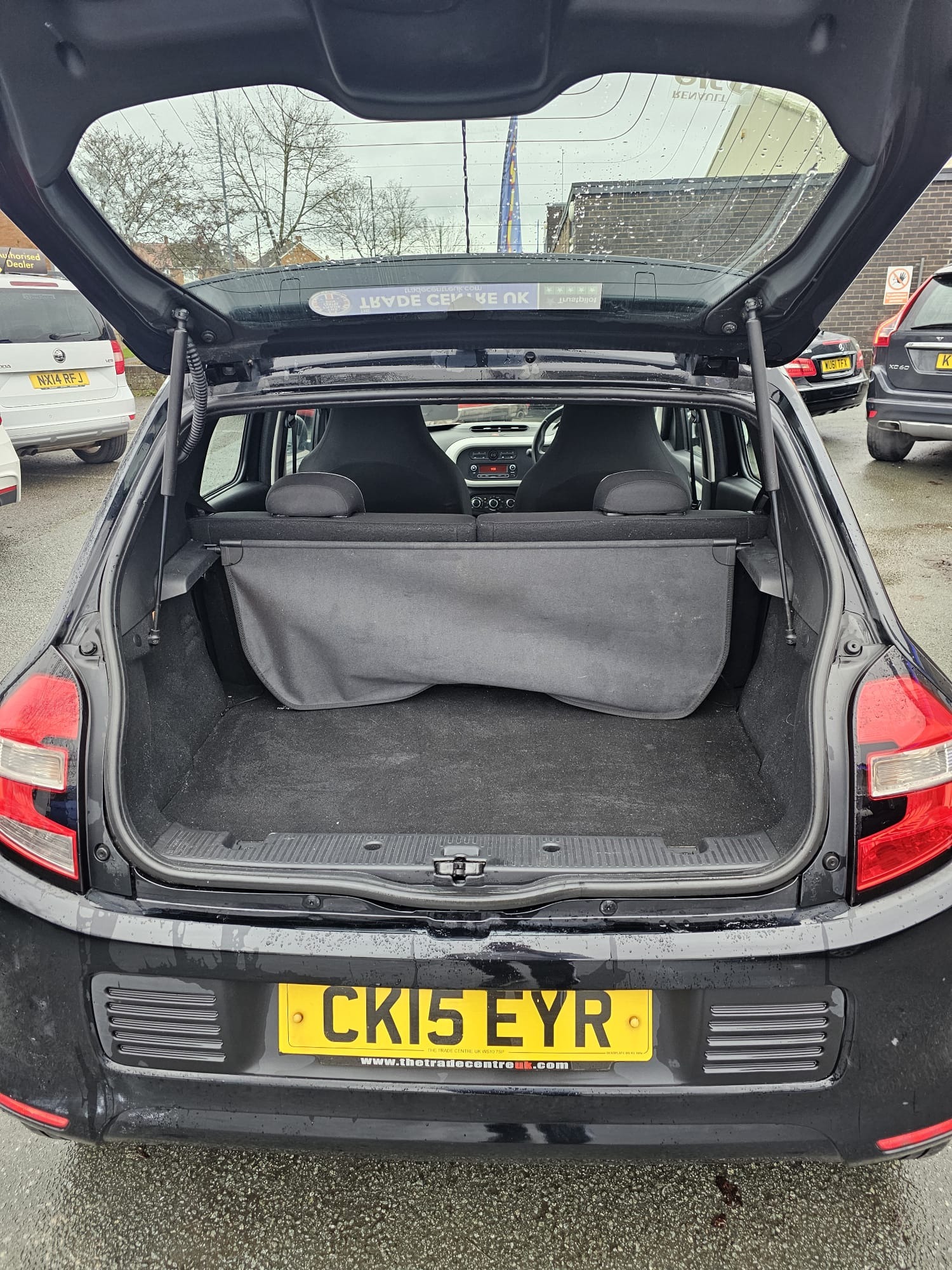 Used Renault Twingo 2015 for sale - 77093765: Photo 14