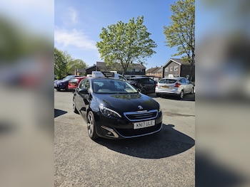 Used Peugeot 308 2017 for sale - 78342207: Photo