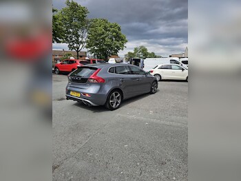 Used Volvo V40 2014 for sale - 78940213: Photo