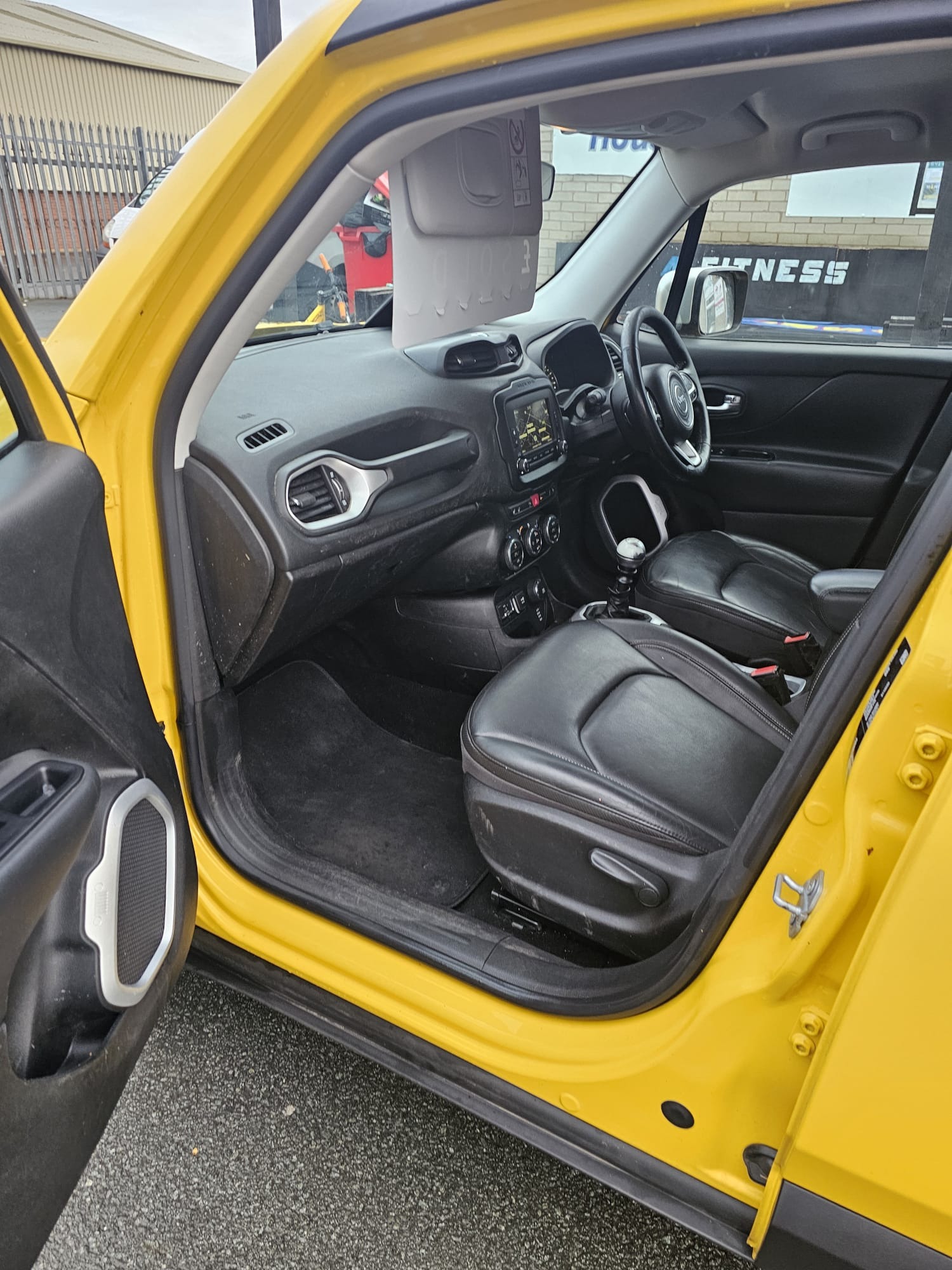 Used Jeep Renegade 2016 for sale - 77367368: Photo 19