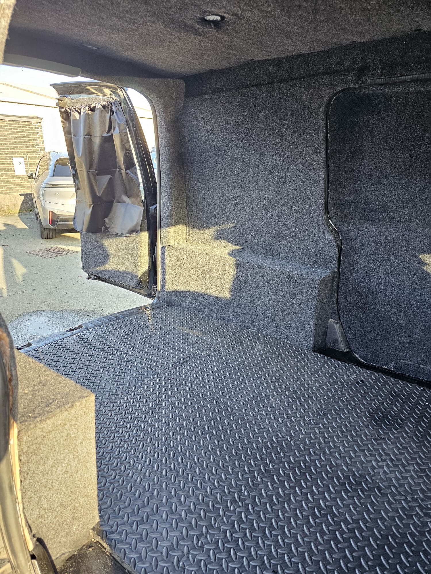 Used Volkswagen Caddy 2012 for sale - 77665114: Photo 28