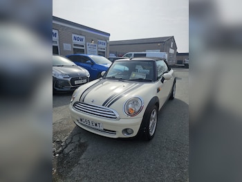 Used MINI Convertible 2010 for sale - 77946183: Photo