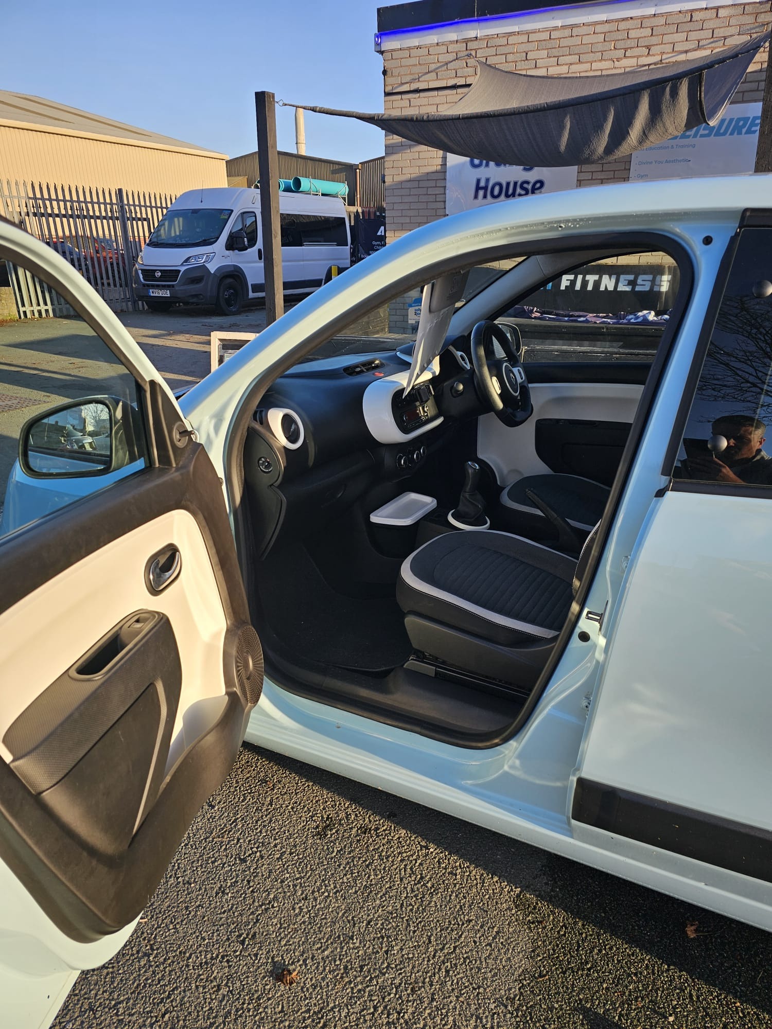 Used Renault Twingo 2015 for sale - 76640672: Photo 19