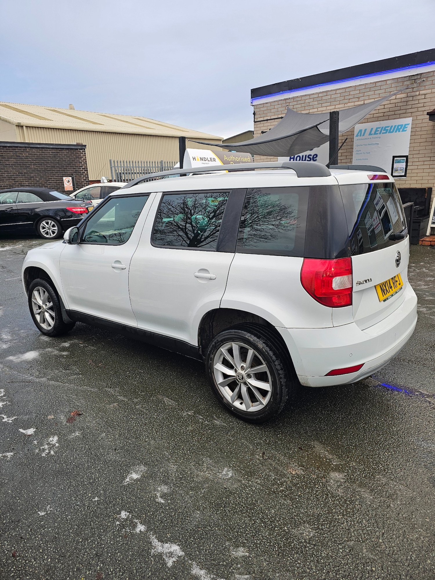 Used Skoda Yeti 2014 for sale - 77147747: Photo 3