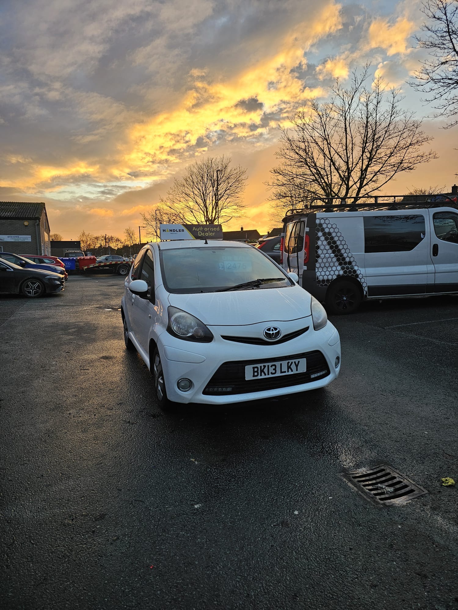Used Toyota AYGO 2013 for sale - 77093772: Photo 4