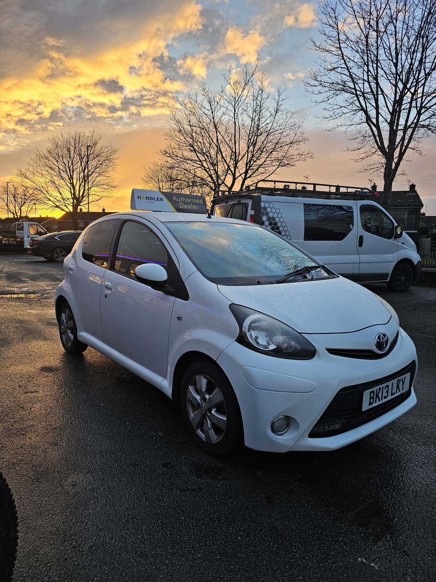 Used Toyota AYGO 2013 for sale - 77093772: Photo 5