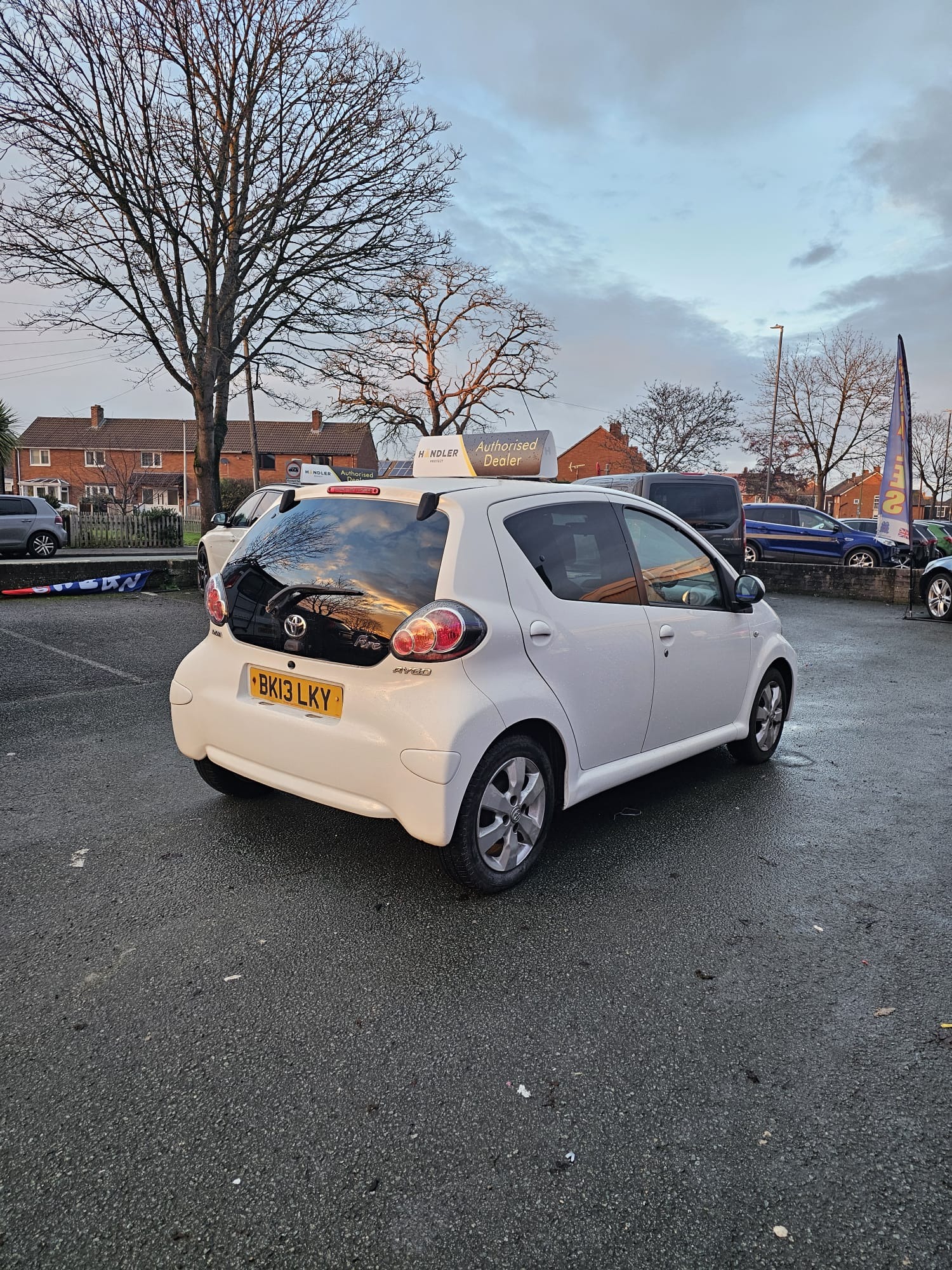 Used Toyota AYGO 2013 for sale - 77093772: Photo 6