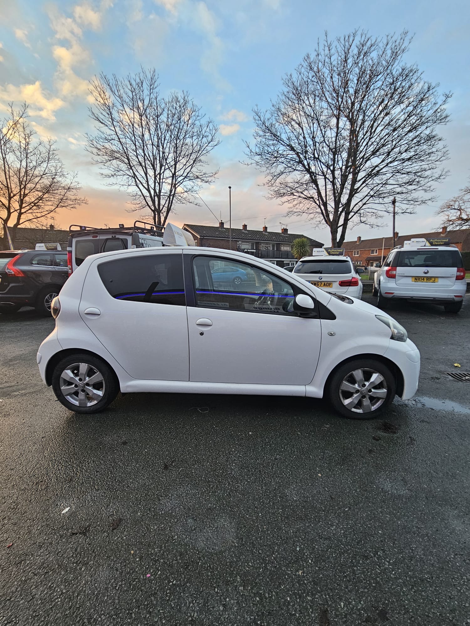 Used Toyota AYGO 2013 for sale - 77093772: Photo 7