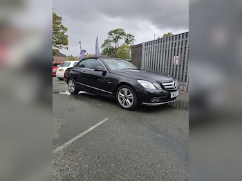 Mercedes-Benz - E-Class