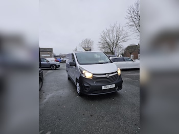 Used Vauxhall Vivaro 2015 for sale - 77027858: Photo