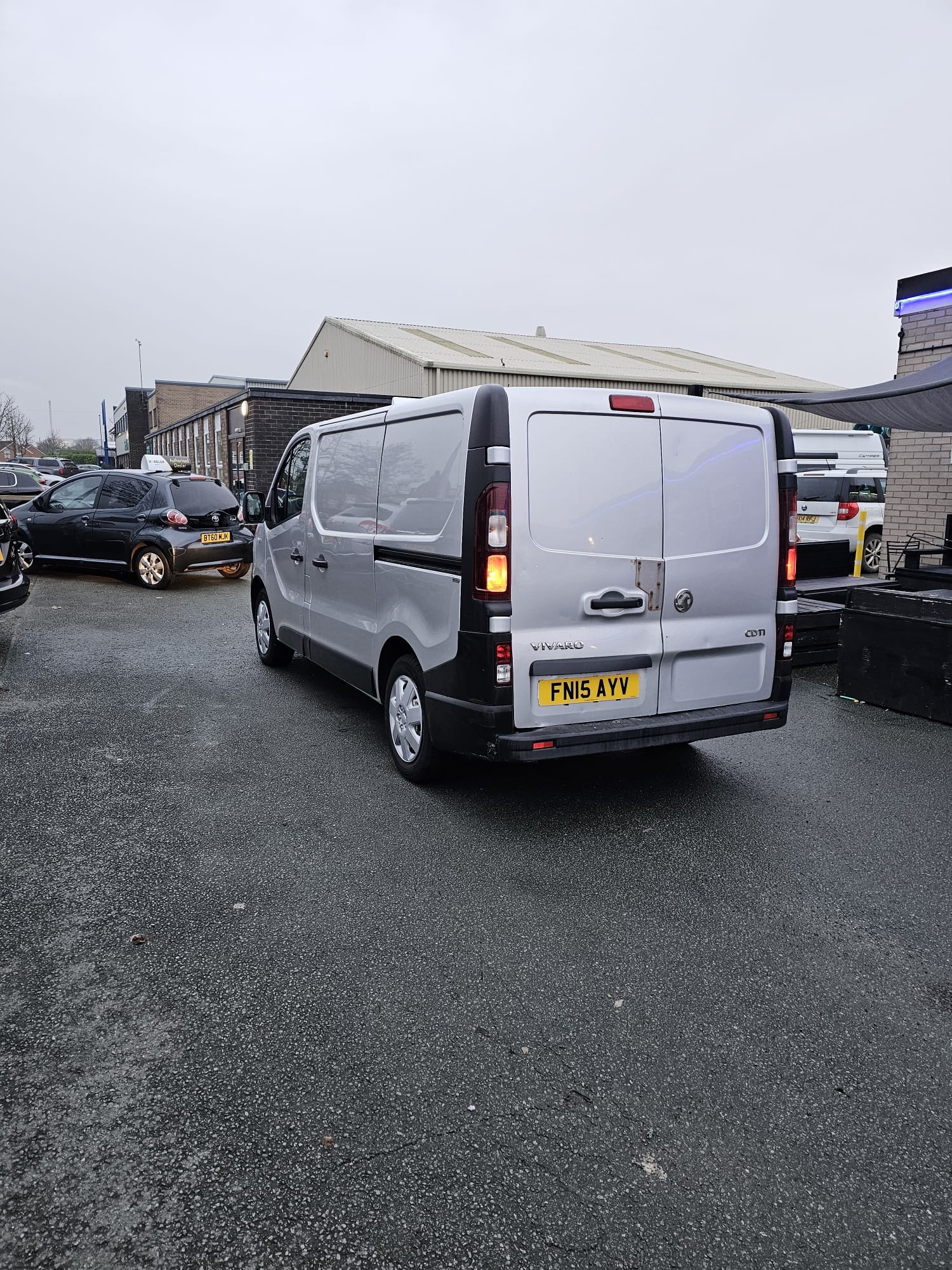 Used Vauxhall Vivaro 2015 for sale - 77027858: Photo 6