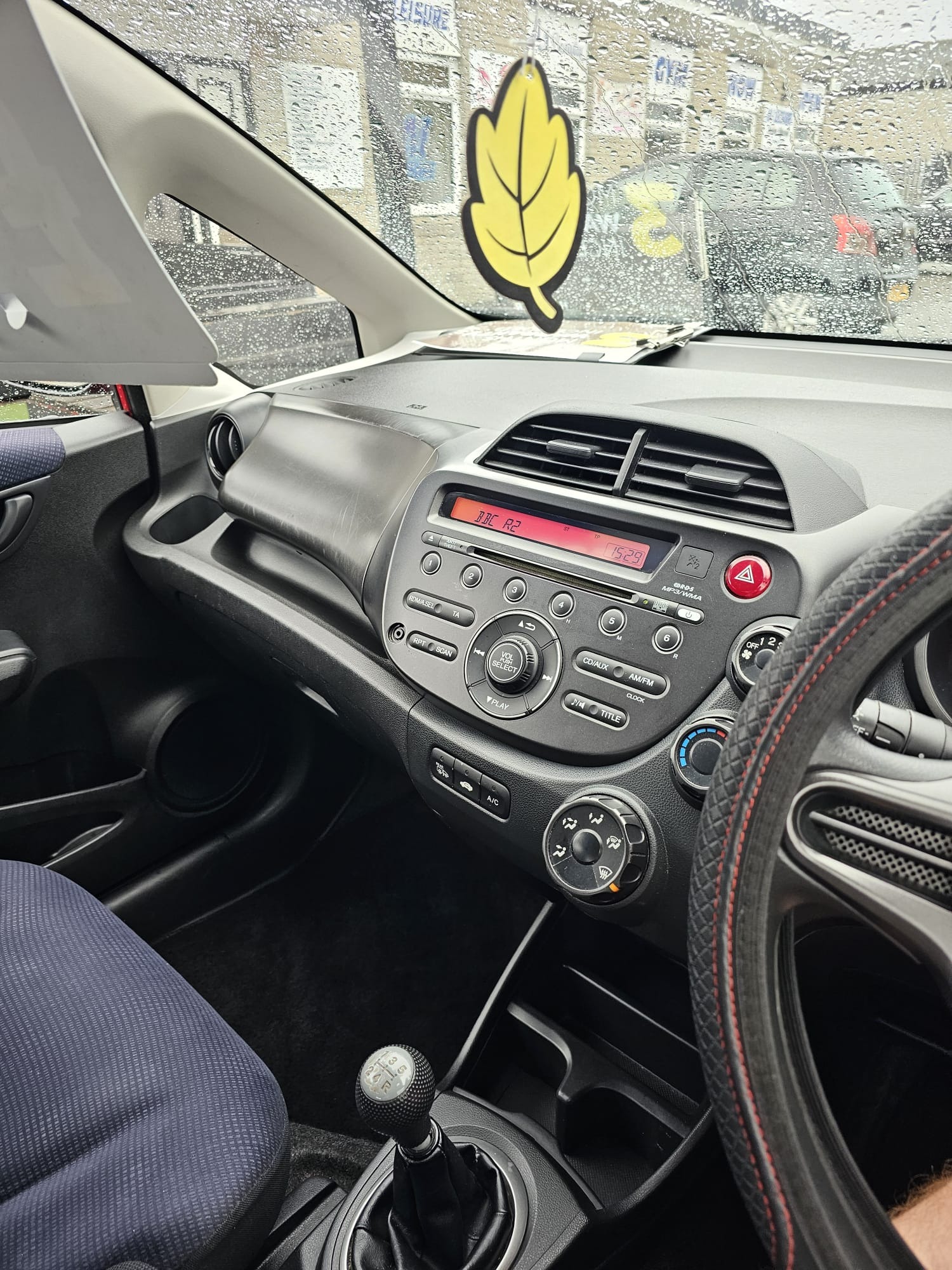 Used Honda Jazz 2013 for sale - 76353402: Photo 11