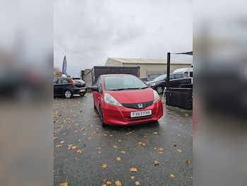 Used Honda Jazz 2013 for sale - 76353402: Photo