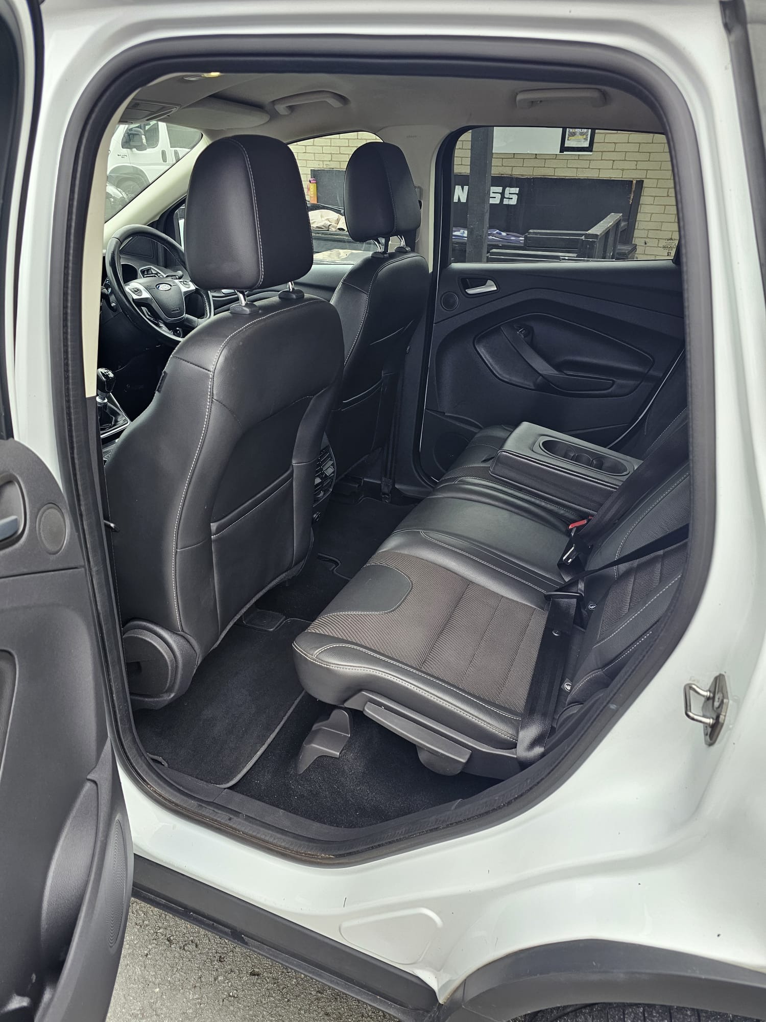 Used Ford Kuga 2015 for sale - 76493893: Photo 16