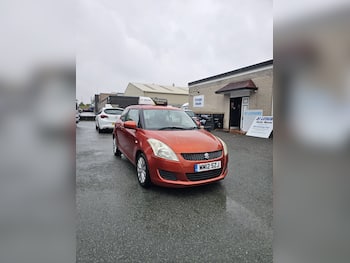 Used Suzuki Swift 2012 for sale - 79583997: Photo