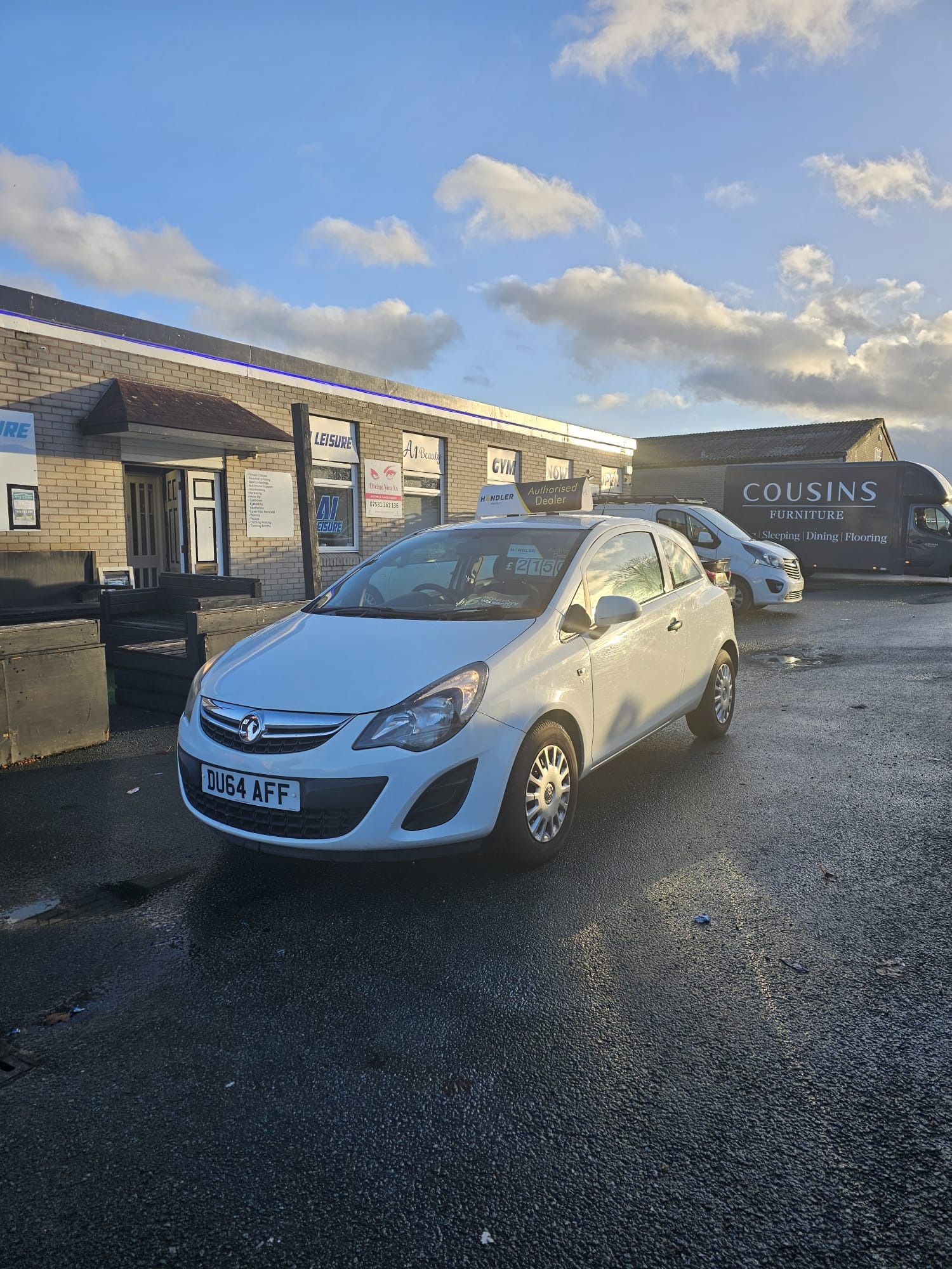 Used Vauxhall Corsa 2014 for sale - 77531969: Photo 3