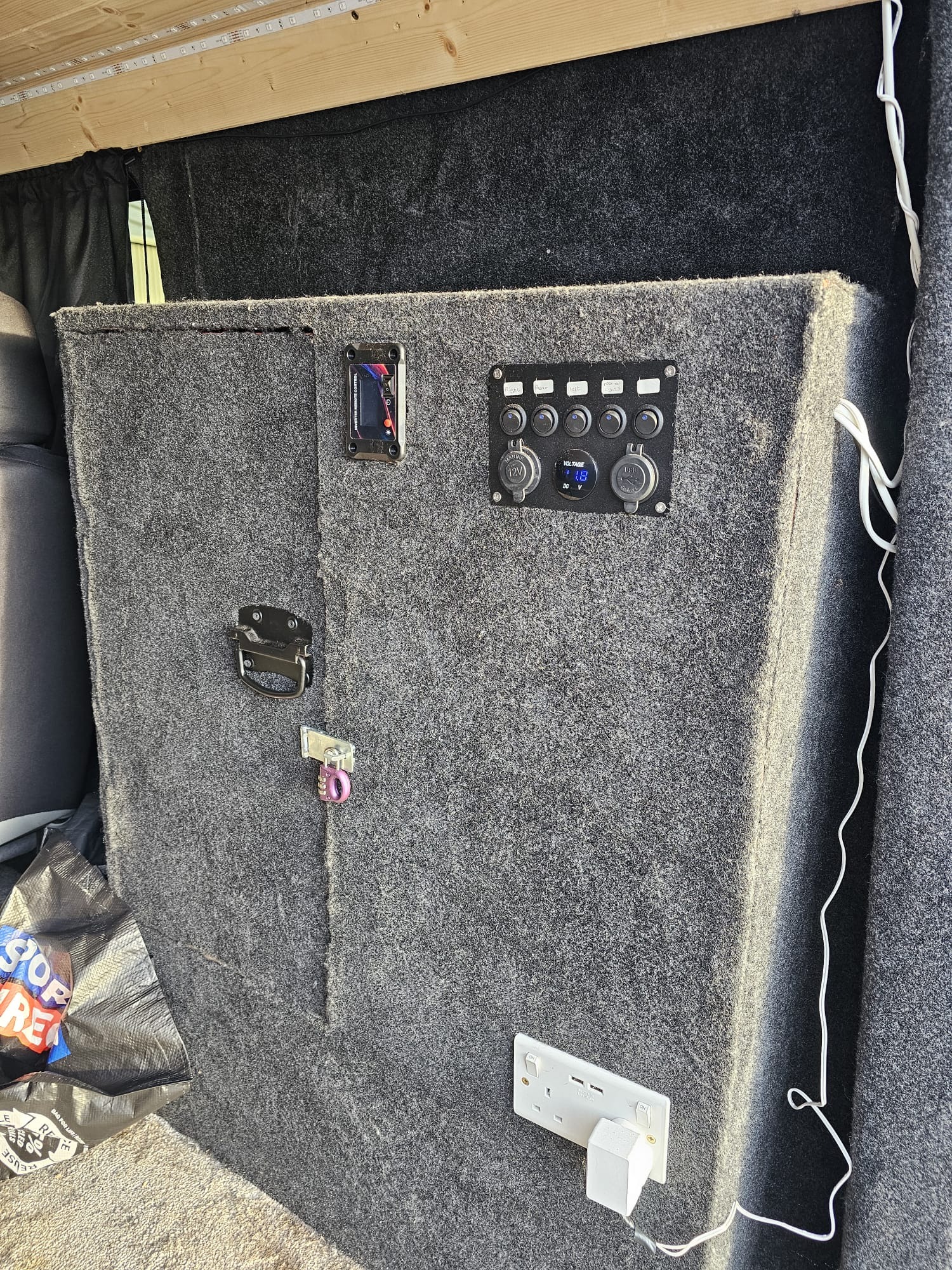 Used Vauxhall Vivaro 2006 for sale - 77196428: Photo 17