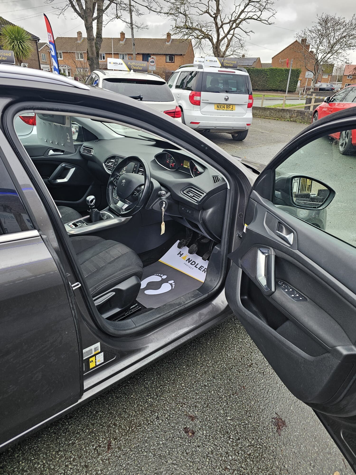 Used Peugeot 308 2016 for sale - 77093769: Photo 10