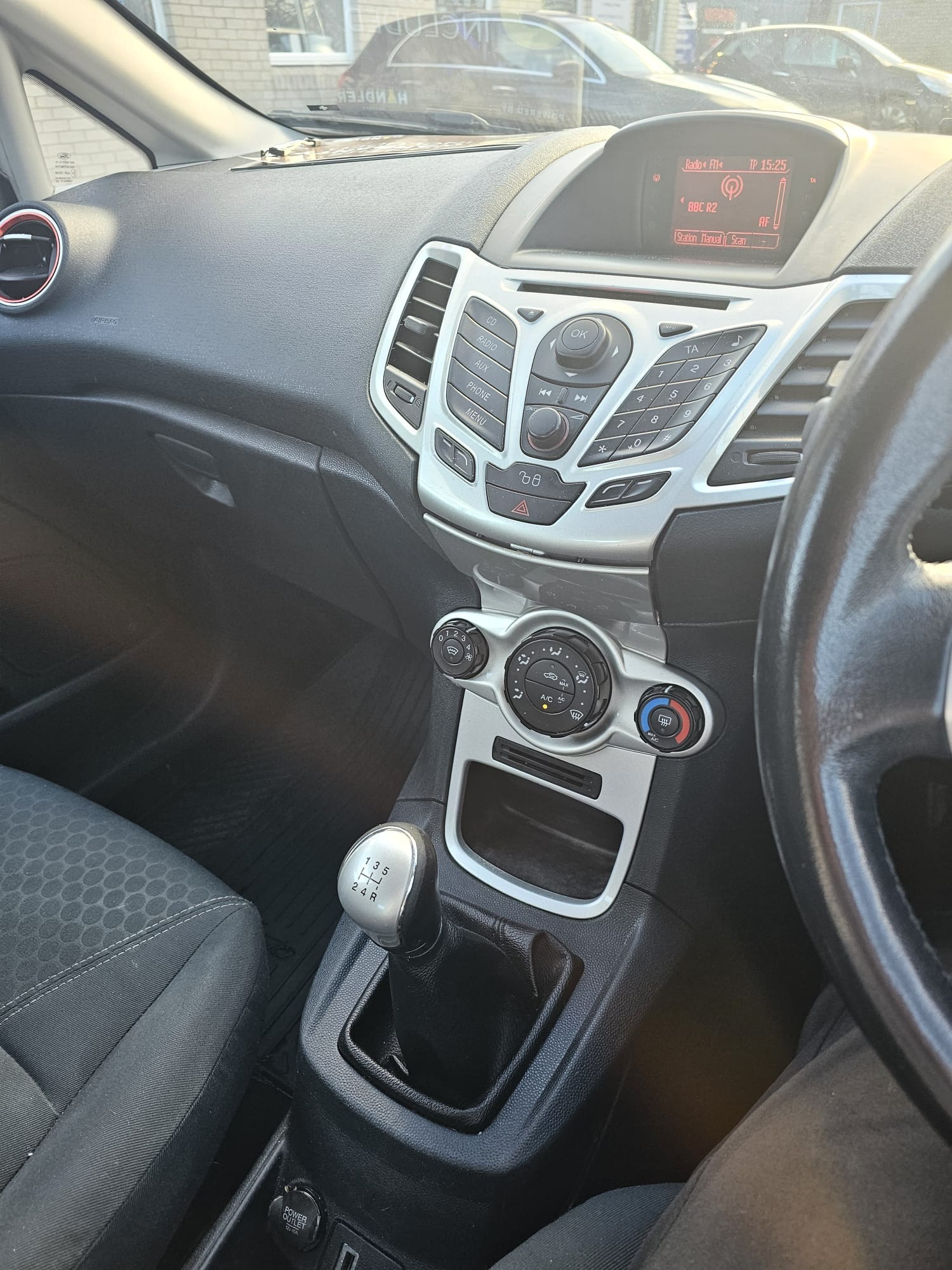 Used Ford Fiesta 2012 for sale - 76682668: Photo 13