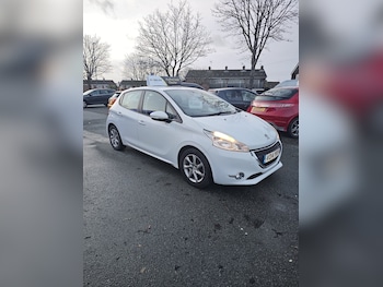 Peugeot 208 feature image