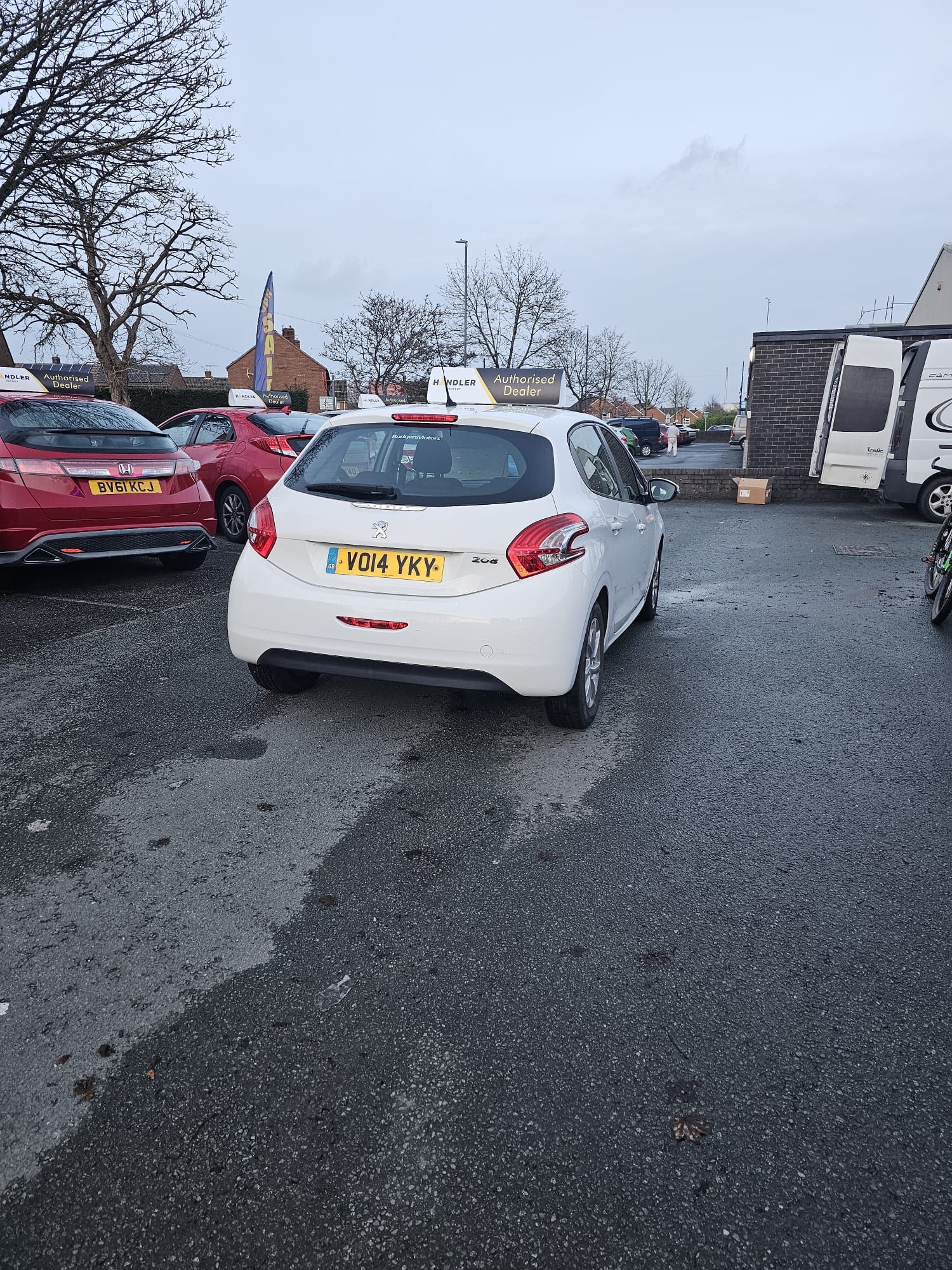 Used Peugeot 208 2014 for sale - 76916612: Photo 6