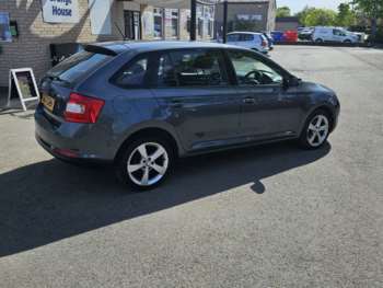 Used Skoda Rapid Spaceback 2017 for sale - 74512608: Photo
