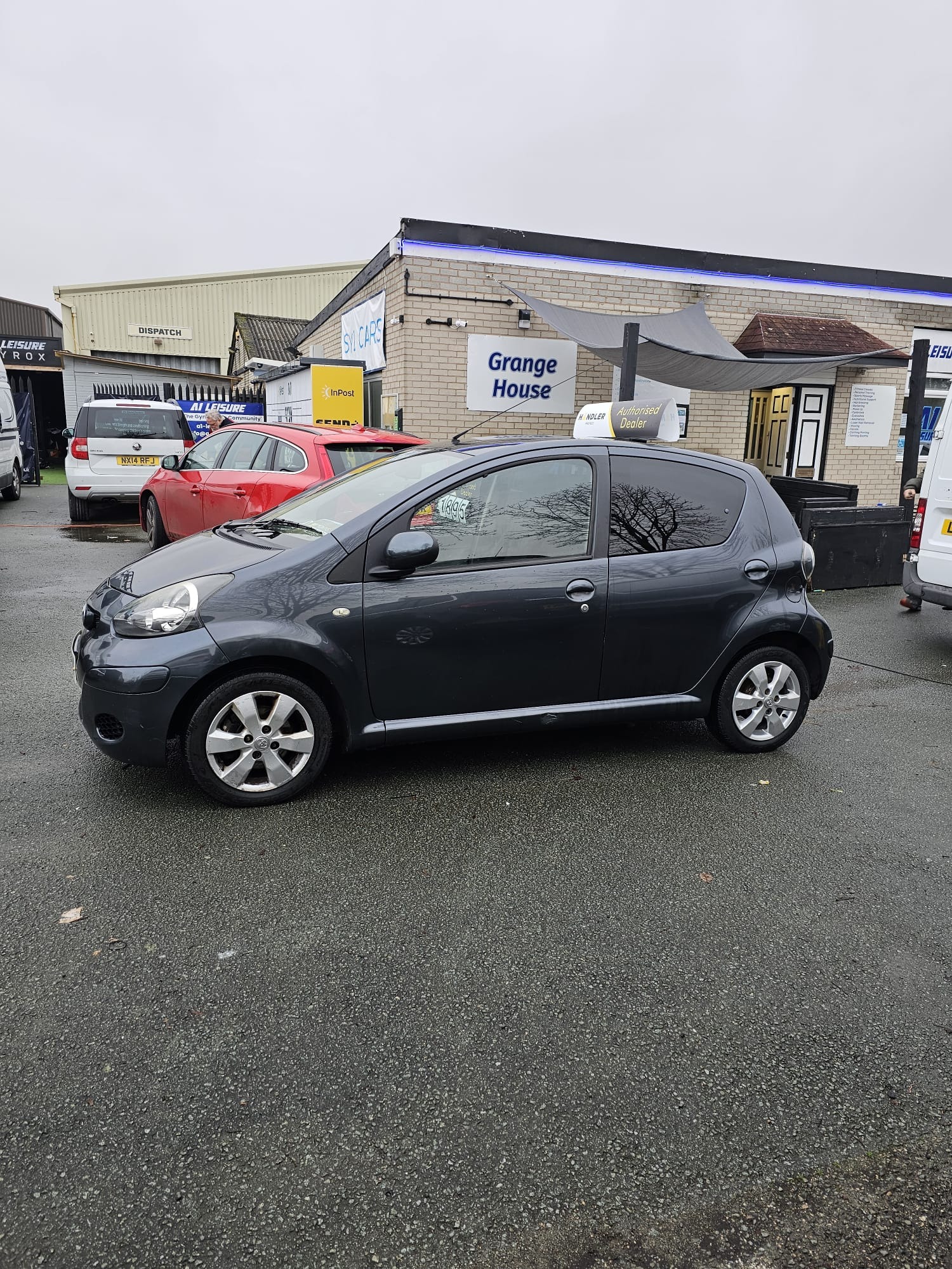 Used Toyota AYGO 2011 for sale - 76817968: Photo 10