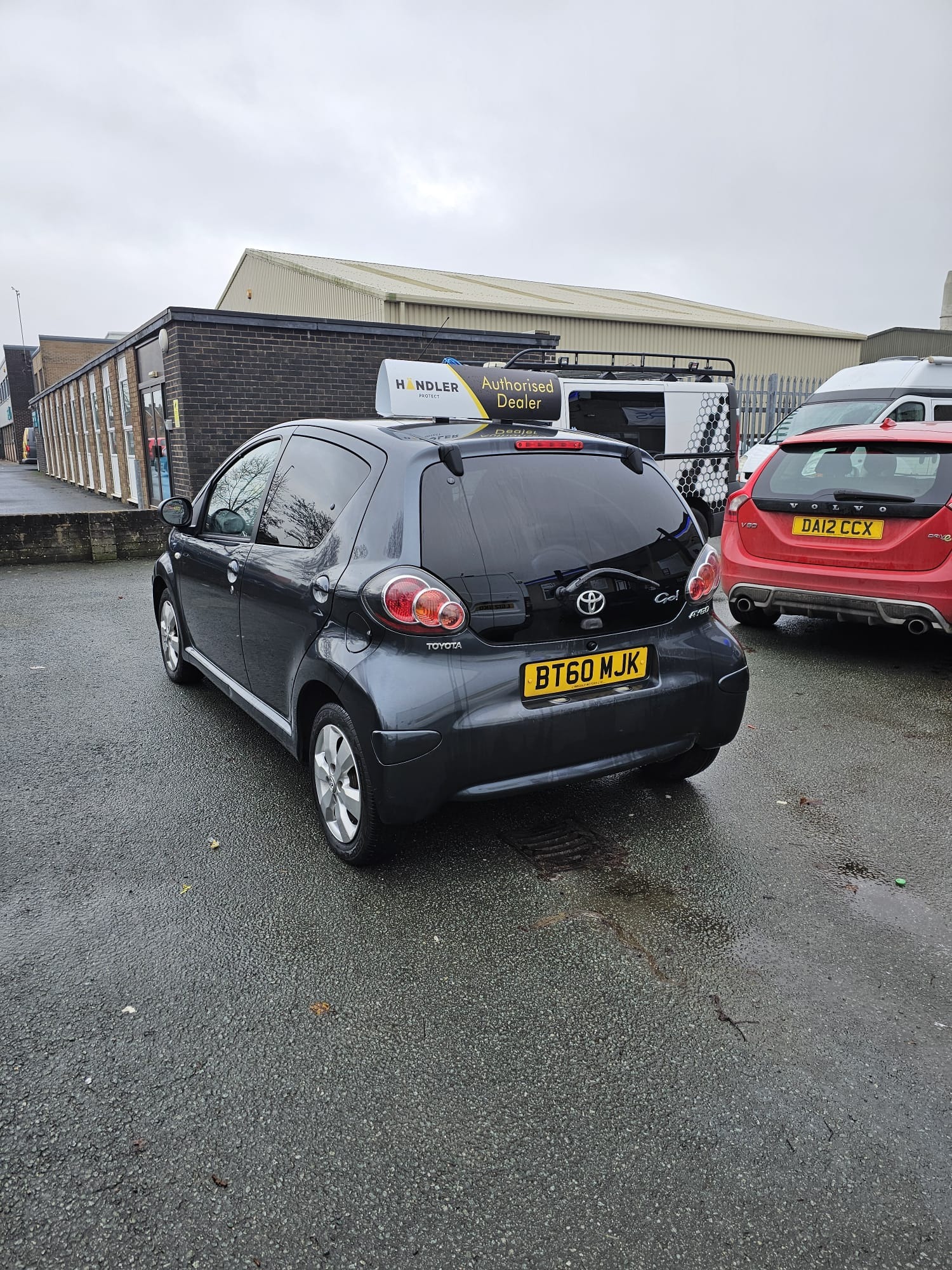 Used Toyota AYGO 2011 for sale - 76817968: Photo 7