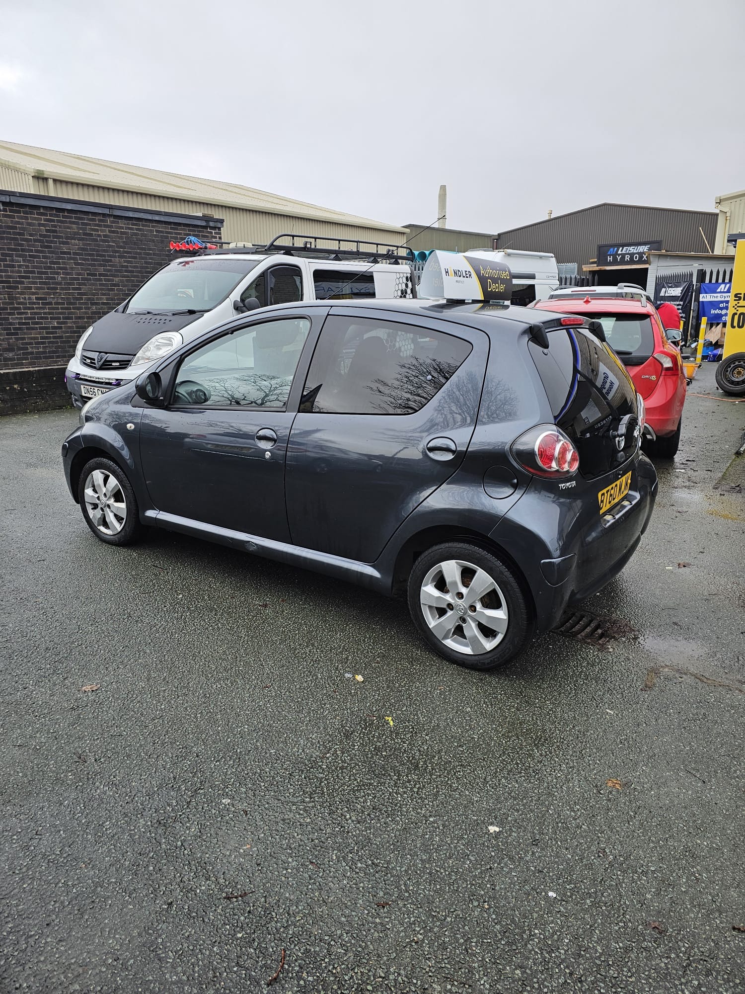 Used Toyota AYGO 2011 for sale - 76817968: Photo 8