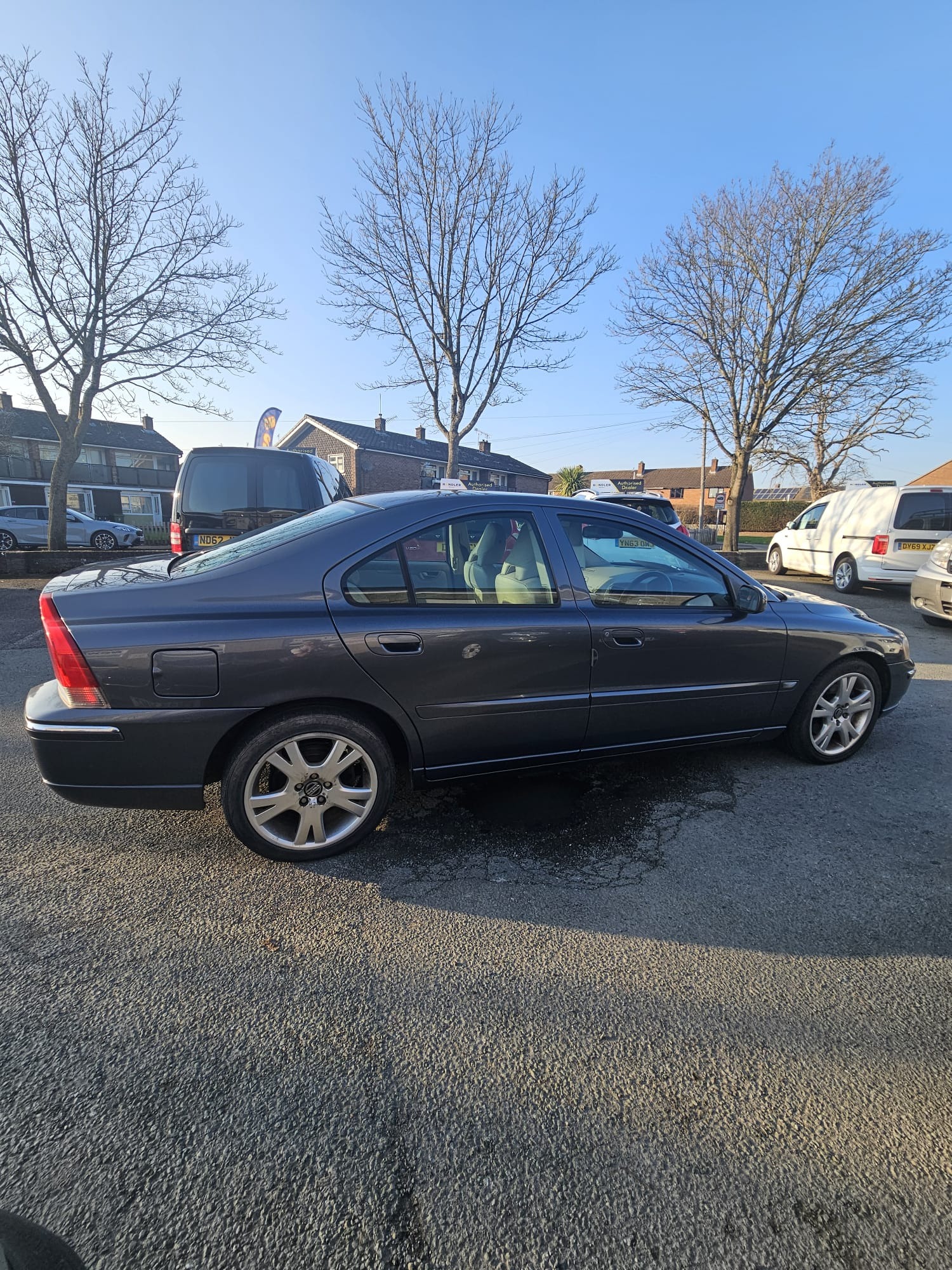 Used Volvo S60 2006 for sale - 77760562: Photo 2