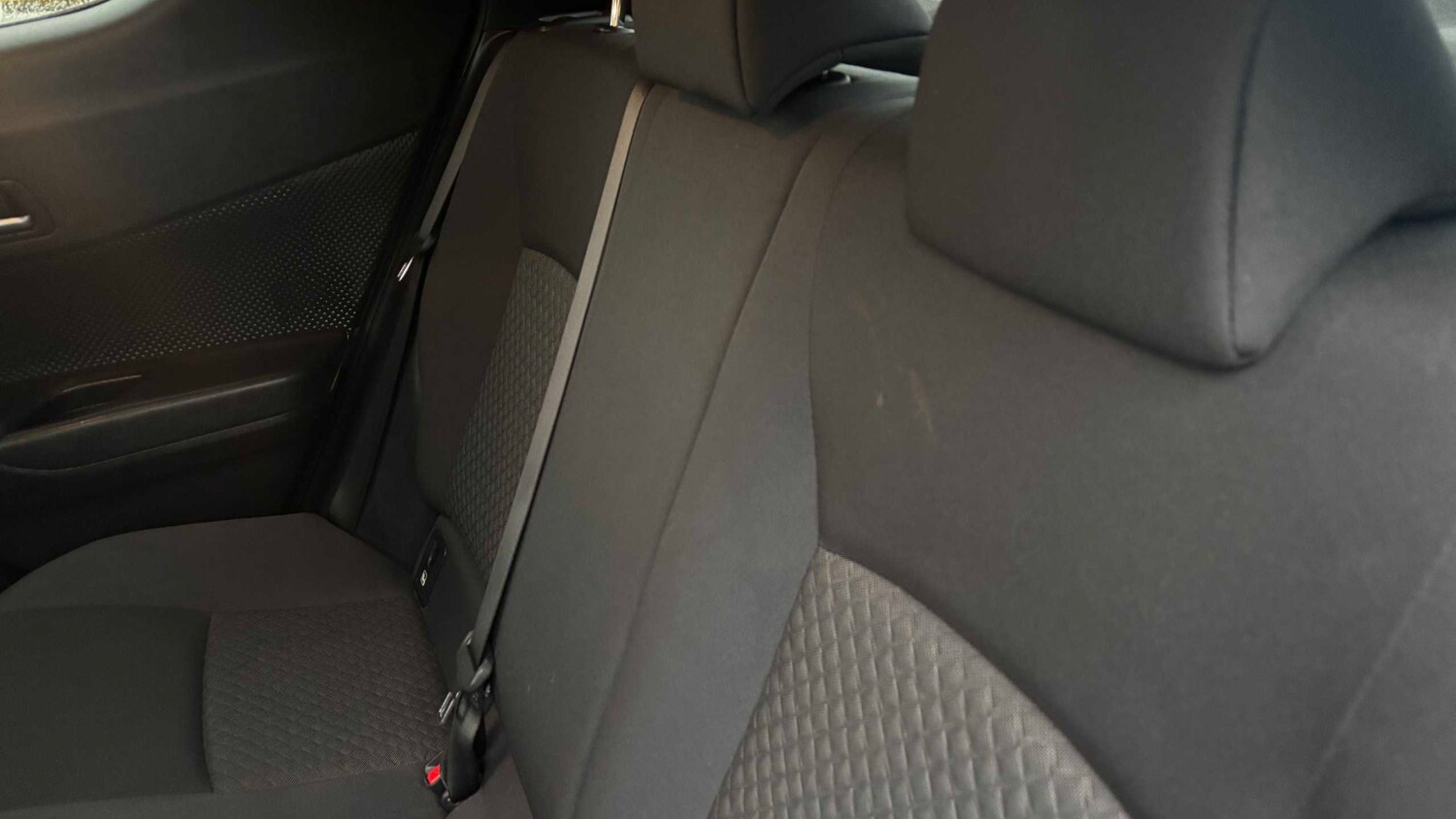 Used Toyota C-HR for sale - 77862496: Photo 18