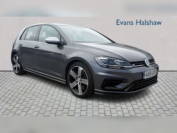 Used Volkswagen Golf 2018 for sale - 78247880: Photo