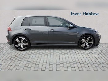 Used Volkswagen Golf 2018 for sale - 78247880: Photo