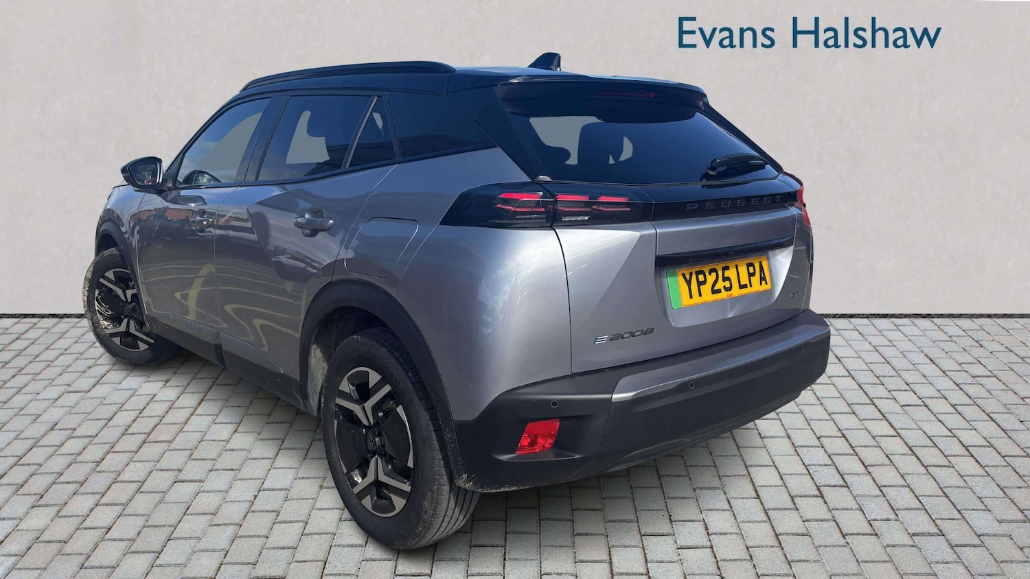 Used Peugeot 2008 2025 for sale - 78090209: Photo 3