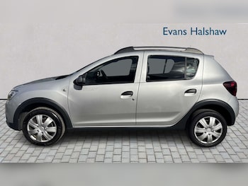 Used Dacia Sandero Stepway 2017 for sale - 78248206: Photo