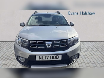 Used Dacia Sandero Stepway 2017 for sale - 78248206: Photo