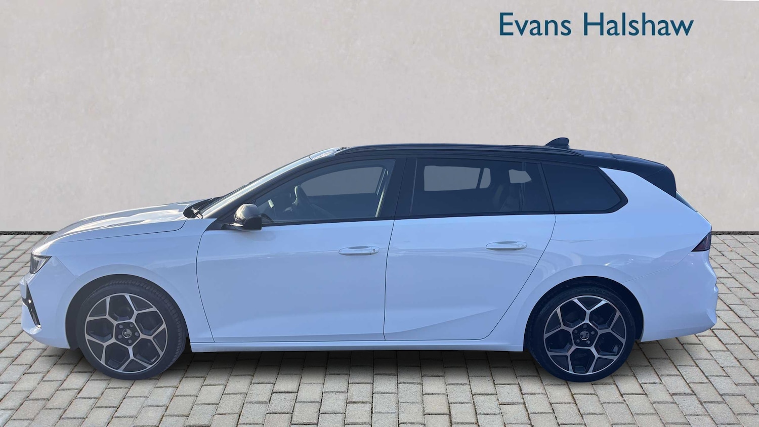 Used Vauxhall Astra for sale - 77860345: Photo 3